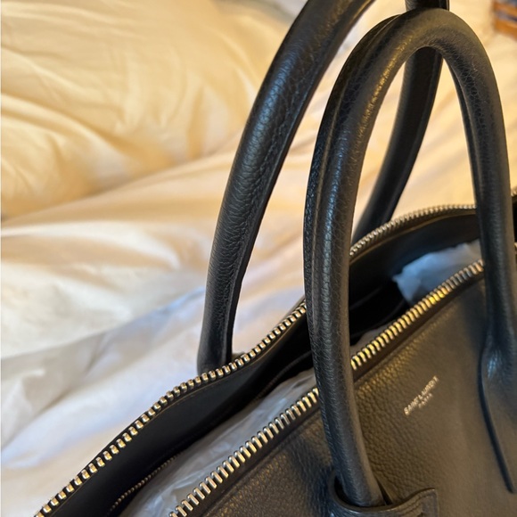 Saint Laurent Sac De Jour 48H Duffle Bag - Picture 5 of 7